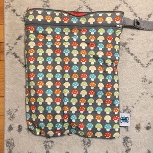 Planet Wise Wet Dry Bag Mushroom print